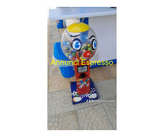 Distributore automatico di palline magiche