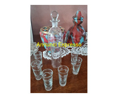 Servizio rosolio  d\'epoca  , posto  in vaso  di ve