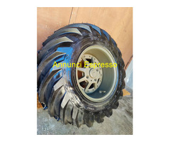 Gomme e cerchi MOTOCARRELLO FRESIA F18