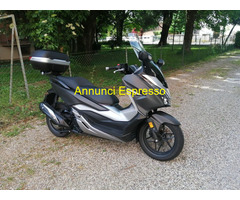 HONDA Forza 300 abs Scooter