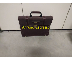 Vendo BORSA in pelle porta documenti usata