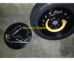 RUOTINO  SCORTA+KIT ATTREZ+MENSOLA-FIAT NEW PANDA