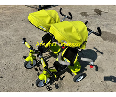 VENDO N. 2 PASSEGGINI TRICICLO € 150, 00 TOTALE