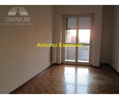 Affitto appartamento VIA FORNARI-GAMBARA mq90 numero localitre