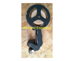 Applicatore manuale di carta gommata per legno