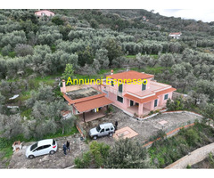 Villa mq170 Buono piano terra