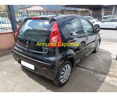 PEUGEOT 107 1.0 sweet year - cambio automatico Berlina