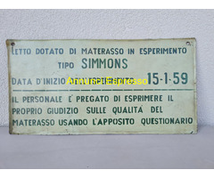 Antico Raro Cartello in   latta  di metallo , dipi
