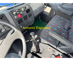 Autogru IVECO EUROCARGO 170E27 CASSONE