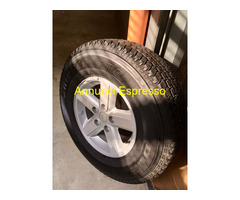 5 Cerchioni, pneumatici e copriruota pe Jeep JK