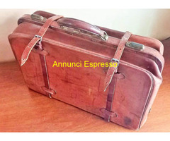Valigia d\'antan-vintage in cuoio semirigida , per