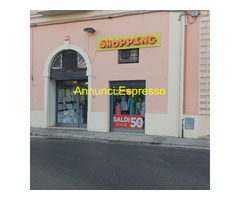 Negozio Piazza castello nard mq8 Privato
