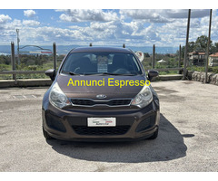 KIA Rio Rio 5p 1.4 crdi EX Utilitaria
