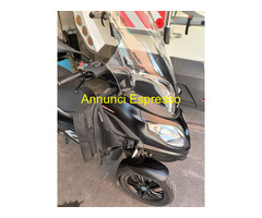 PIAGGIO MP3 300 Scooter
