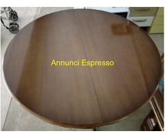 Tavolo In Legno di Noce perfetto stato misure 120
