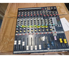 MIXER SOUNDCRAFT E.F.X. 8 EFF. DIGITAL IDEAL KARAO