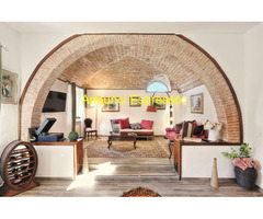 Affitto villa ideale pervacanza in completo relax mq300 numero locali> cinque