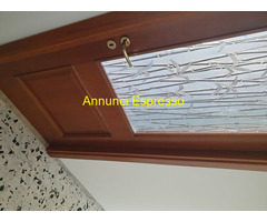 PORTA D \'INTERNO IN LEGNO DI CILIEGI0-COMPLETA