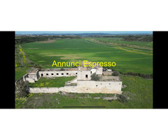 Casale mq1150 Da ristrutturare piano terra