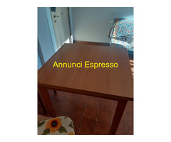 Tavolo allungabile a libro