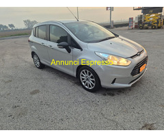 FORD B-Max 1.5 TDCI business titanium  Berlina