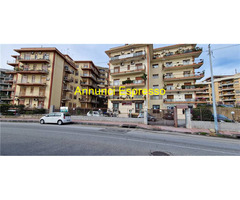 Panoramica dello Stretto Affitto Commerciale 45 mq 