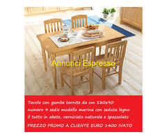 Tavolo con sedie abete