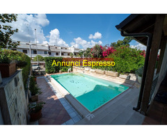 Villa a schiera mq300 Ristrutturato primo piano