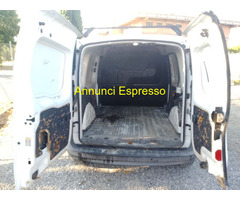 Furgonato RENAULT alimentazionediesel