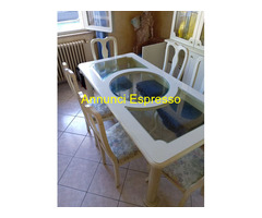 TAVOLO CON SEDIE BIANCO