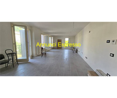 Camposanto Affitto Ufficio 65 mq 
