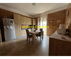 Appartamento mq110 Buono secondo piano
