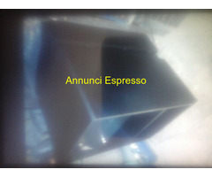 Cassettiera in laminato nero opaco con chiave