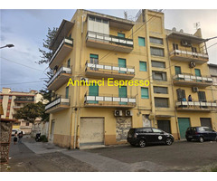 Via Ettore Faraone Vendita Commerciale 57 mq 