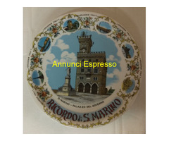 Piatti da muro in ceramica decorata