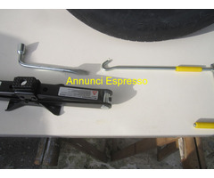 RUOTINO DI SCORTA UNIVERSALE+ACCESSORI X AUDI Q3-5