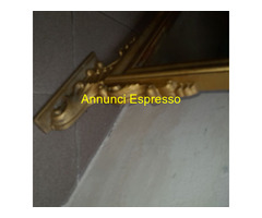Specchio Antico Dorato con cornice in legno dorata