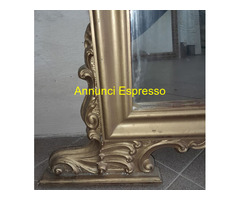 Specchio Antico Dorato con cornice in legno dorata