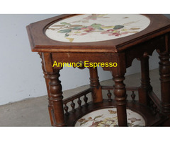 Antico tavolinetto esagonale liberty con piani