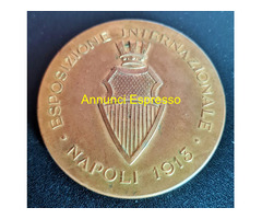 Medaglia bronzo dorato Vittorio Emanuele III Espos