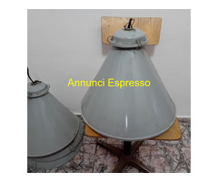Lampada industriale degli anni 70