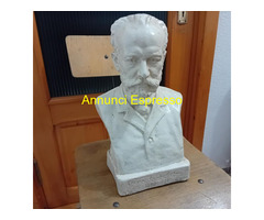 Scultura antica del famoso compositore ?ajkovskij