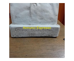 Scultura antica del famoso compositore ?ajkovskij