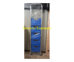 Scala pieghevole domestico nuova