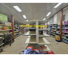 ATTREZZATURA USATA PER SUPERMERCATO ALIMENTARI