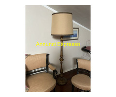 Lampada da terra in legno