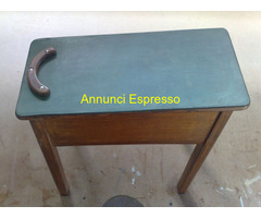 Sgabello Cassetta Lustrascarpe Antico con cassetta