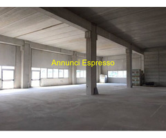 Capannone casello Greggio mq6600 Privato