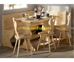 Angolo panca con cassonetto  in stile tirolese