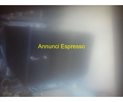 Cassettiera in laminato nero opaco con chiave